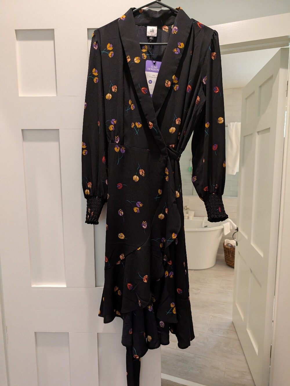 NWT Cabi Divine Wrap Dress